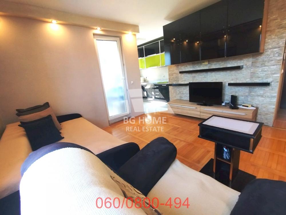 Stan na prodaju u Beogradu, Zemun, jednosoban, 29m2, cena 105000 evra