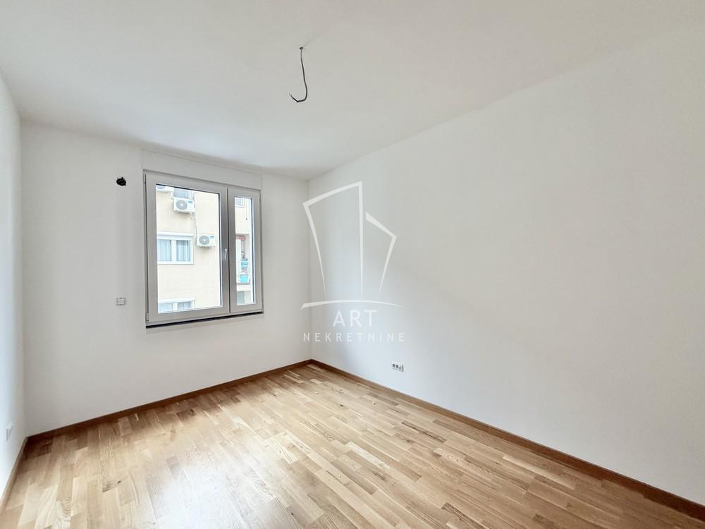 Stan na prodaju u Beogradu, Save Kovačevića, dvoiposoban, 62m2, cena 174000 evra