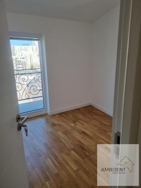 Stan na prodaju u Beogradu, Voždovac, cetvorosoban, 92m2, cena 335000 evra