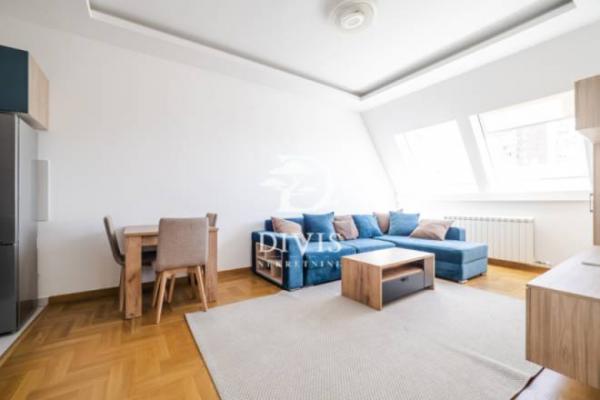 Stan na prodaju u Beogradu, Lion, jednoiposoban, 43m2, cena 200100 evra