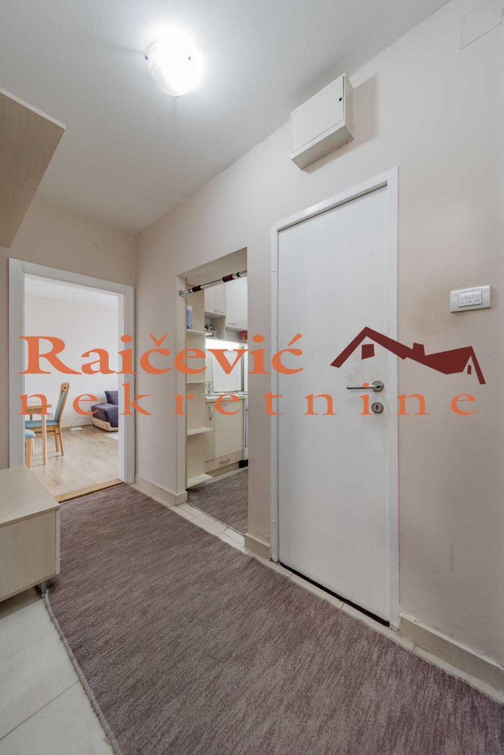 Stan na prodaju u Beogradu, Autokomanda, jednoiposoban, 36m2, cena 130000 evra