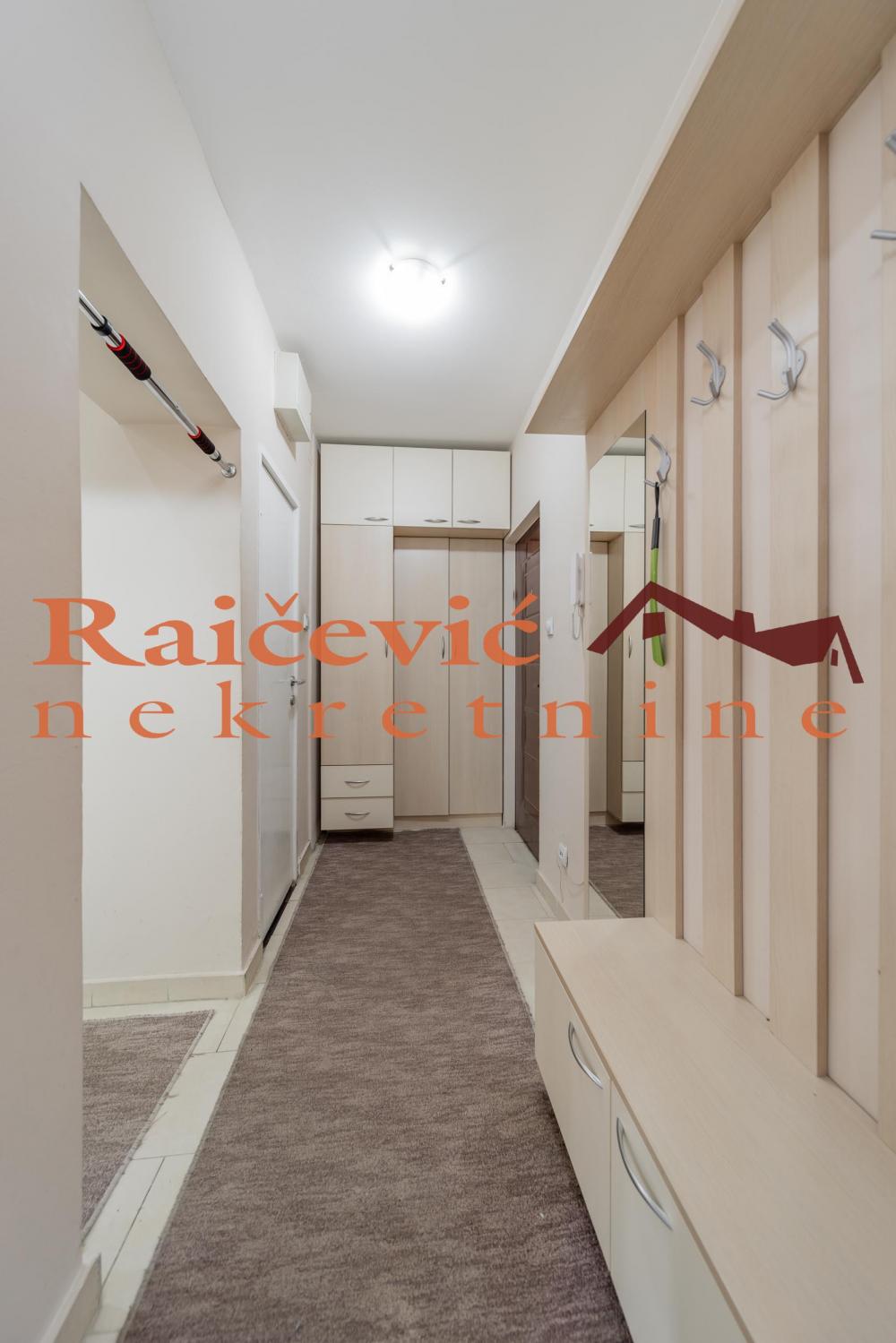 Stan na prodaju u Beogradu, Autokomanda, jednoiposoban, 36m2, cena 130000 evra