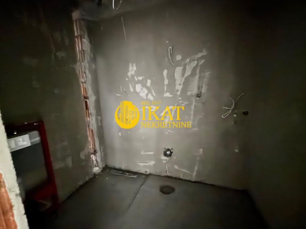 Stan na prodaju u Beogradu, Mirijevo, dvoiposoban, 58m2, cena 127727 evra