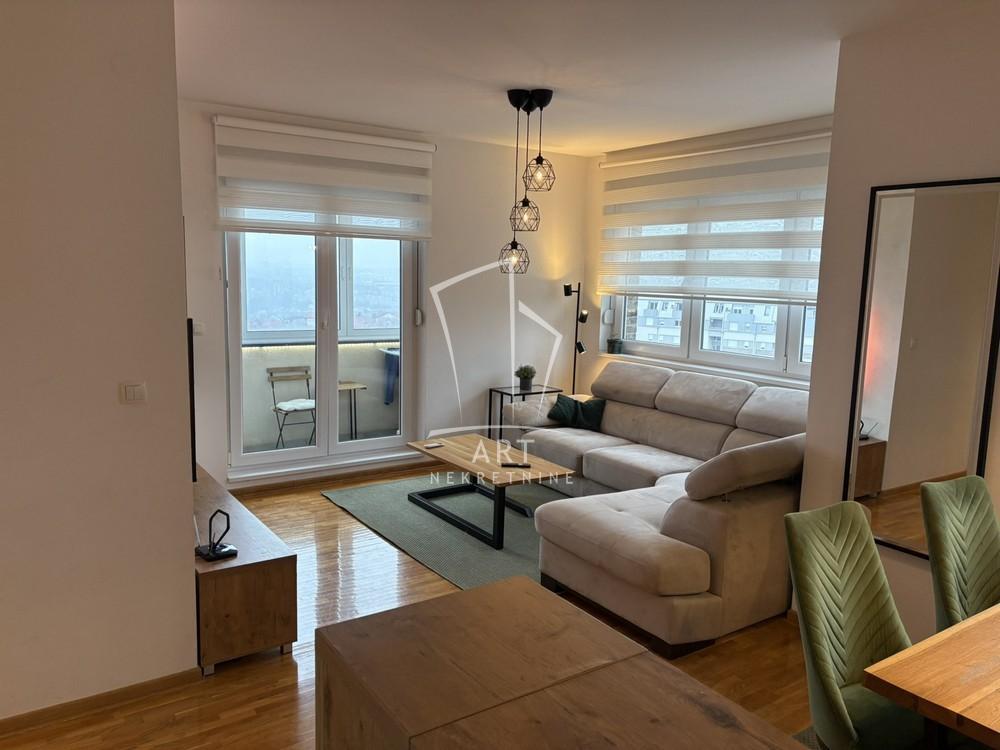 Stan na prodaju u Beogradu, Konjarnik, trosoban, 53m2, cena 199900 evra