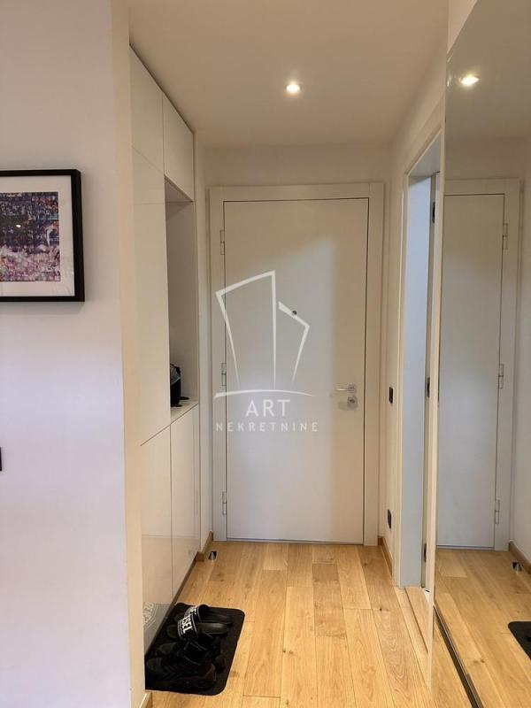 Stan na prodaju u Beogradu, Stari grad, dvosoban, 59m2, cena 327000 evra