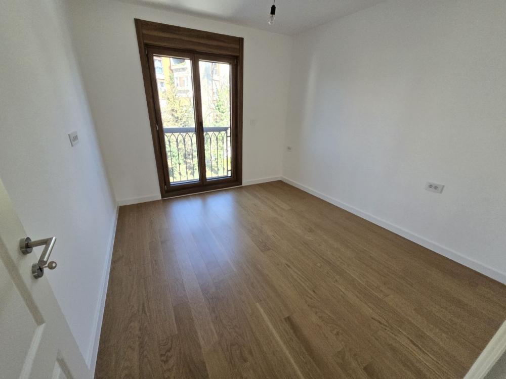 Stan na prodaju u Beogradu, Dušanovac, dvosoban, 50m2, cena 185000 evra