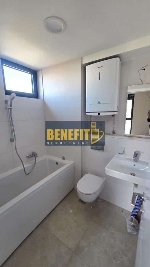 Stan na prodaju u Beogradu, Voždovac, troiposoban, 84m2, cena 256000 evra