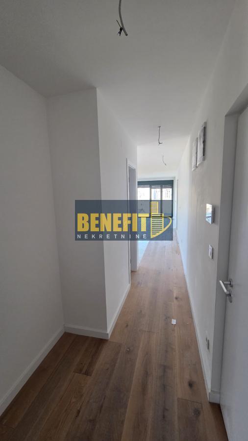 Stan na prodaju u Beogradu, Voždovac, troiposoban, 84m2, cena 256000 evra