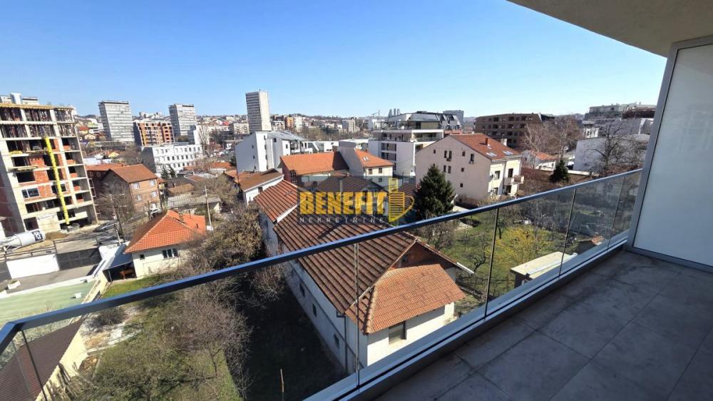 Stan na prodaju u Beogradu, Voždovac, troiposoban, 84m2, cena 256000 evra