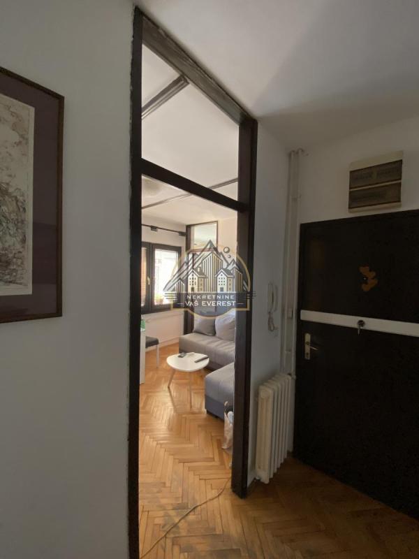 Stan na prodaju u Beogradu, Šumice, dvoiposoban, 60m2, cena 187000 evra