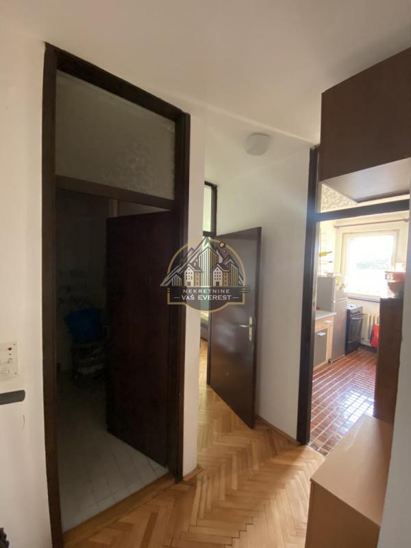 Stan na prodaju u Beogradu, Šumice, dvoiposoban, 60m2, cena 187000 evra