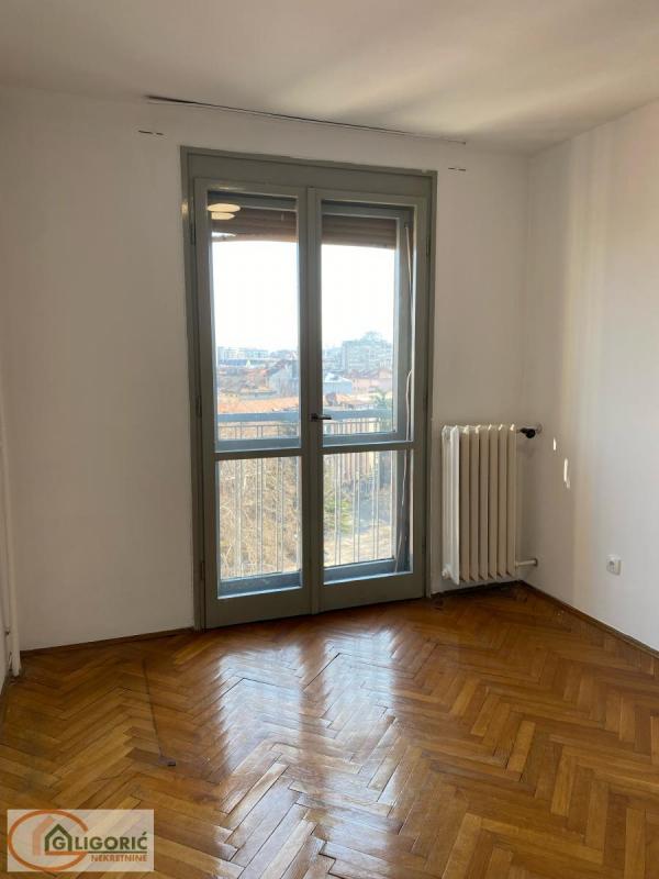 Stan na prodaju u Beogradu, Botanička bašta, dvoiposoban, 57m2, cena 250000 evra