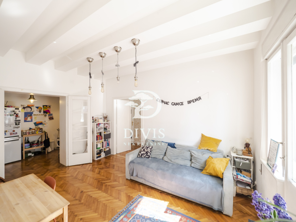 Stan na prodaju u Beogradu, Obilićev venac, trosoban, 72m2, cena 370000 evra