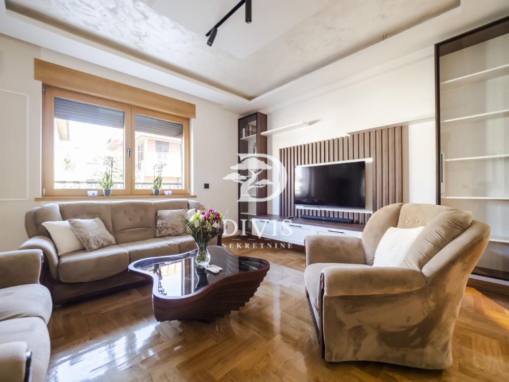 Stan na prodaju u Beogradu, Bulevar kralja Aleksandra (Zvezdara), trosoban, 68m2, cena 365000 evra