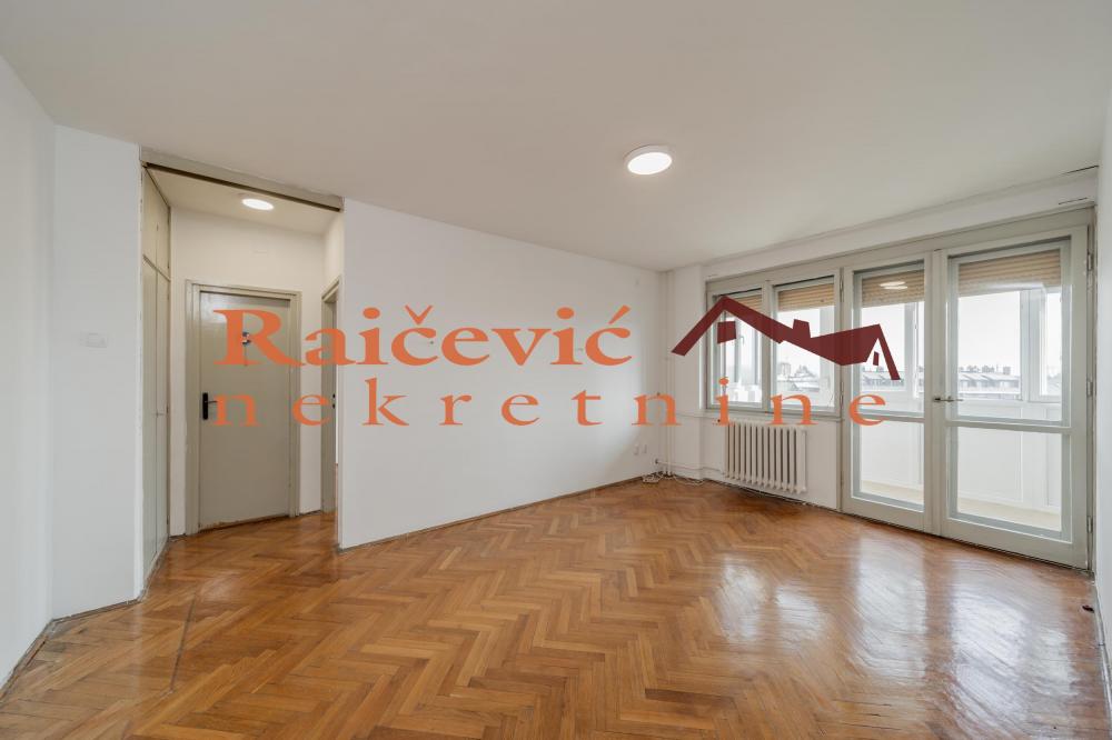 Stan na prodaju u Beogradu, Botanička bašta, dvoiposoban, 57m2, cena 250000 evra