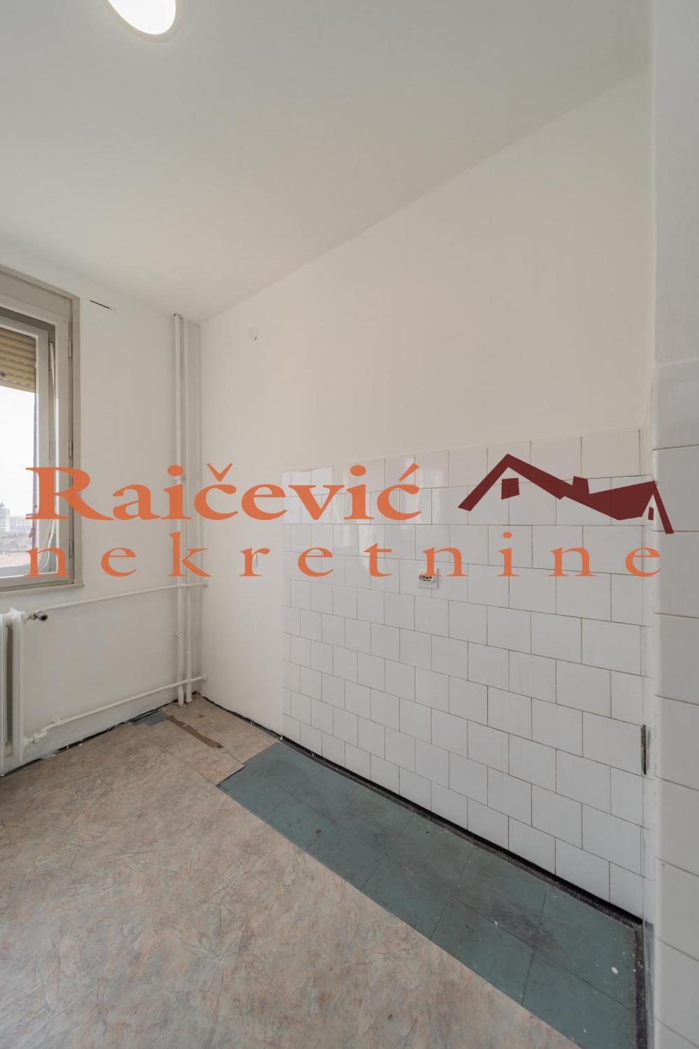 Stan na prodaju u Beogradu, Botanička bašta, dvoiposoban, 57m2, cena 250000 evra