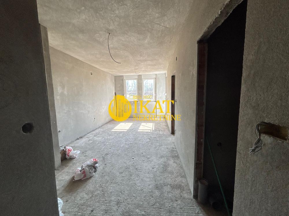 Stan na prodaju u Beogradu, Mirijevo, jednoiposoban, 41m2, cena 97727 evra