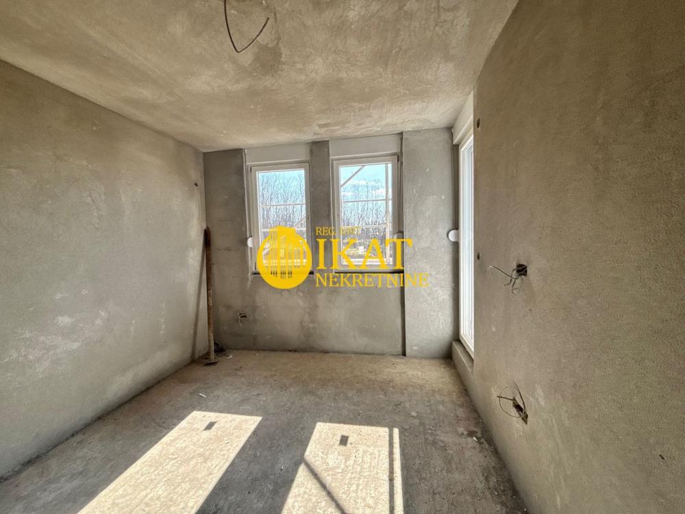 Stan na prodaju u Beogradu, Mirijevo, jednoiposoban, 41m2, cena 97727 evra