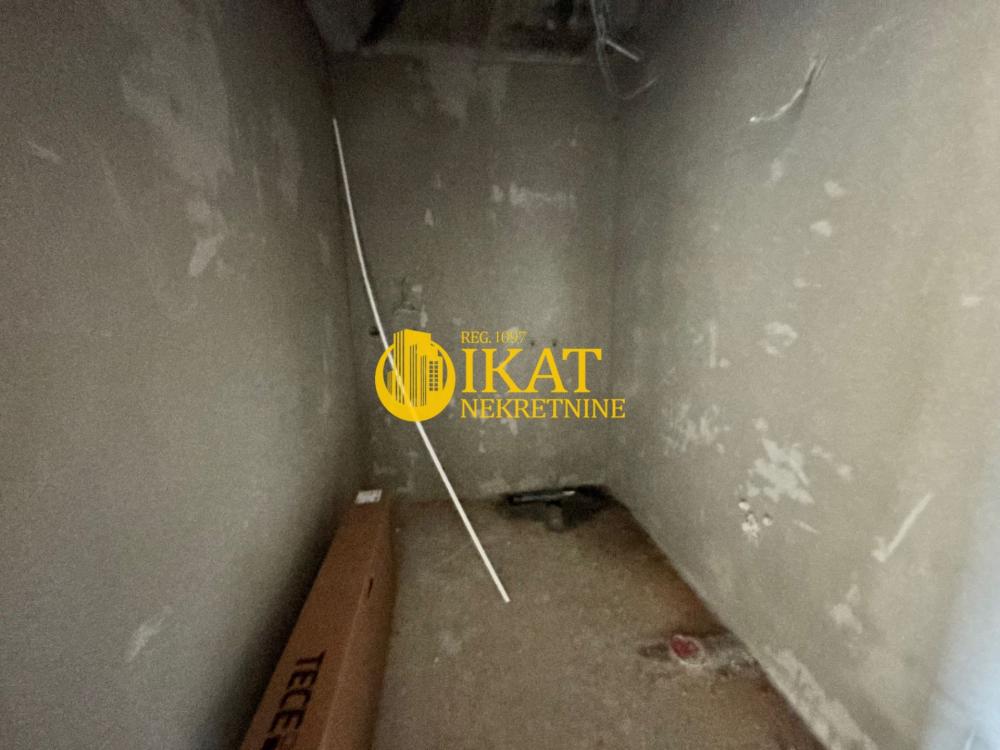 Stan na prodaju u Beogradu, Mirijevo, jednoiposoban, 41m2, cena 97727 evra