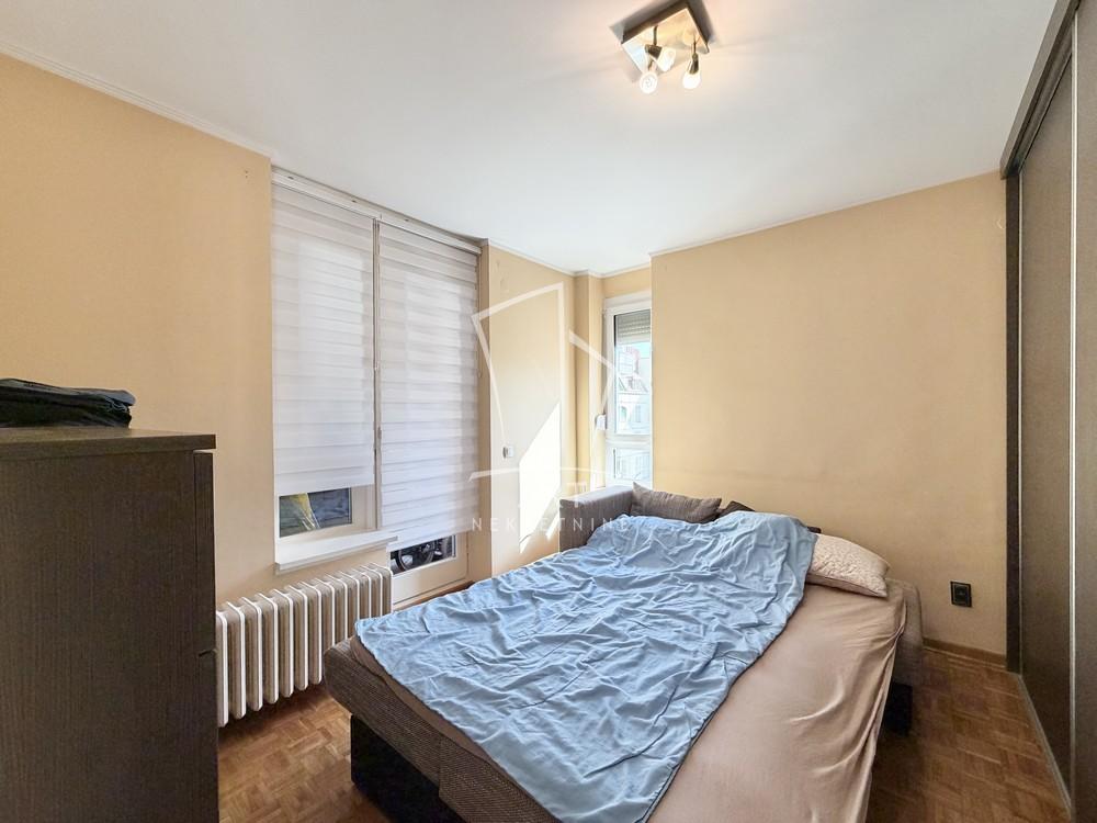 Stan na prodaju u Beogradu, Zemun, cetvorosoban, 103m2, cena 429000 evra