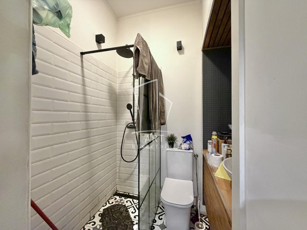 Stan na prodaju u Beogradu, Stari grad, jednoiposoban, 40m2, cena 260000 evra