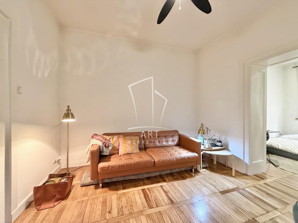 Stan na prodaju u Beogradu, Stari grad, jednoiposoban, 40m2, cena 260000 evra