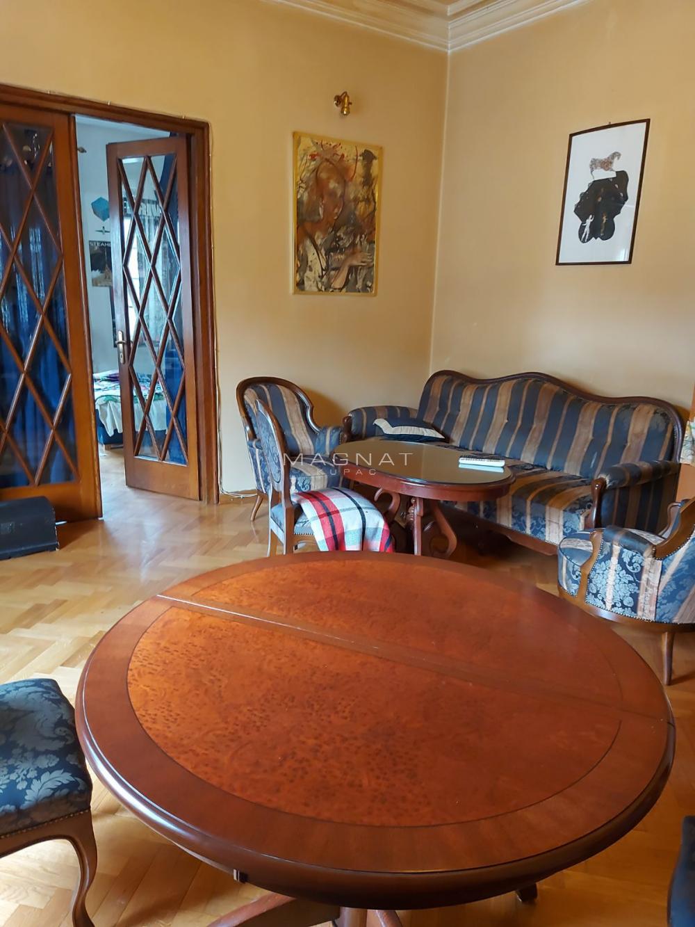 Stan na prodaju u Beogradu, Vračar, trosoban, 74m2, cena 415000 evra