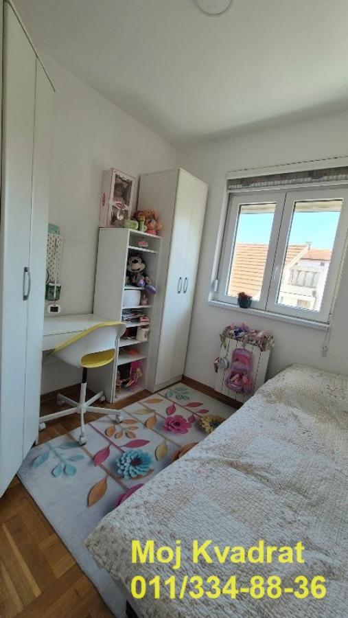 Stan na prodaju u Beogradu, Zeleno brdo, dvoiposoban, 55m2, cena 185000 evra