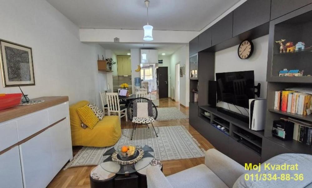 Stan na prodaju u Beogradu, Zeleno brdo, dvoiposoban, 55m2, cena 185000 evra