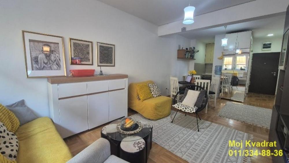 Stan na prodaju u Beogradu, Zeleno brdo, dvoiposoban, 55m2, cena 185000 evra