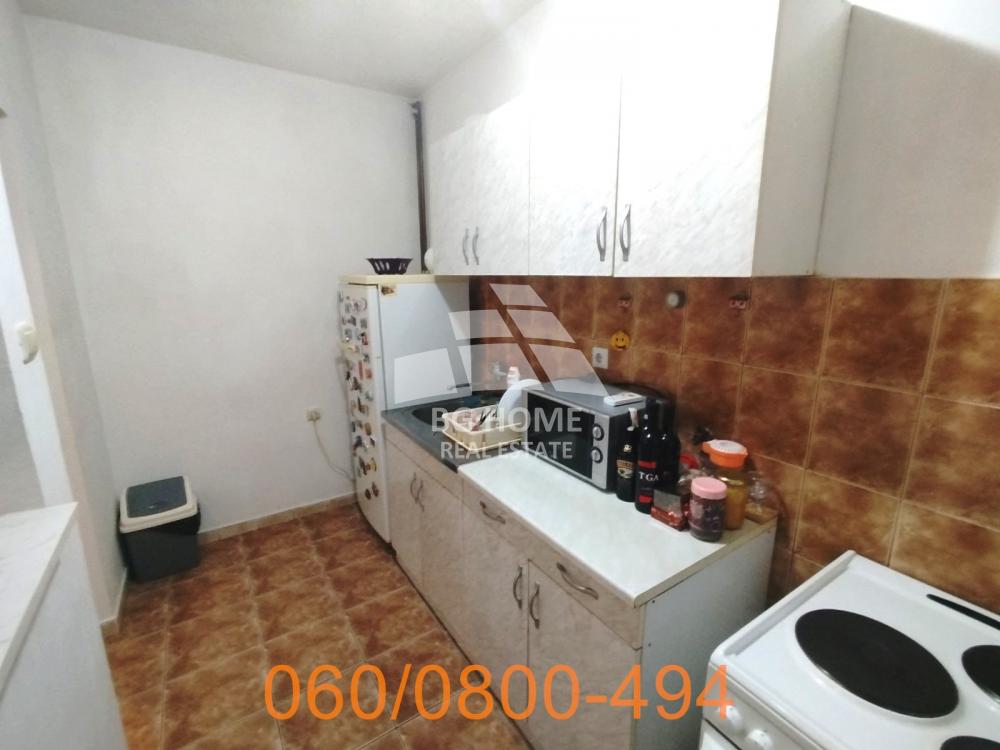 Stan na prodaju u Beogradu, Zemun, dvosoban, 49m2, cena 129000 evra
