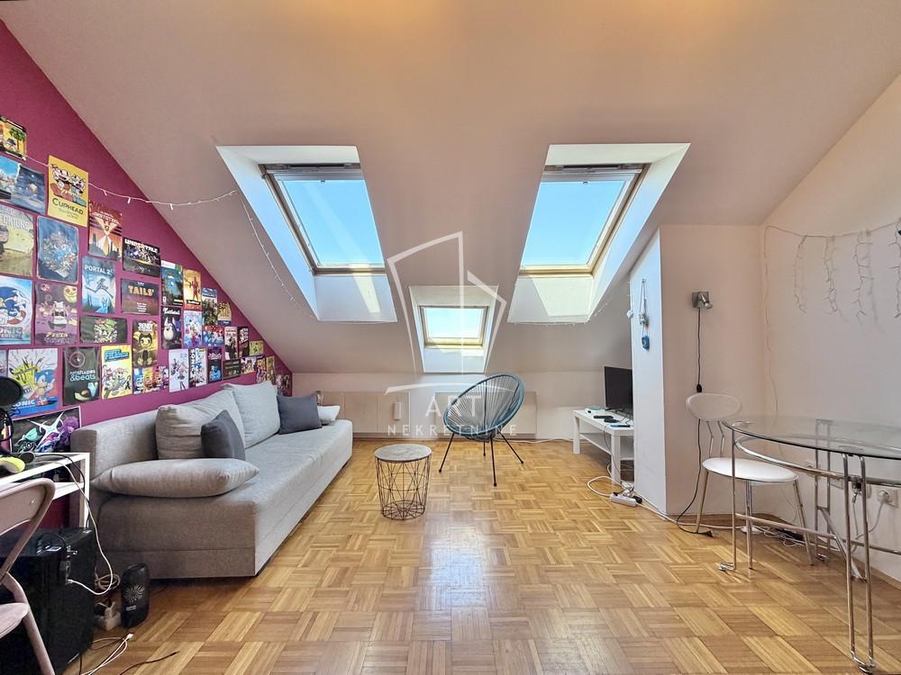 Stan na prodaju u Beogradu, Bogoslovija, jednoiposoban, 23m2, cena 140000 evra