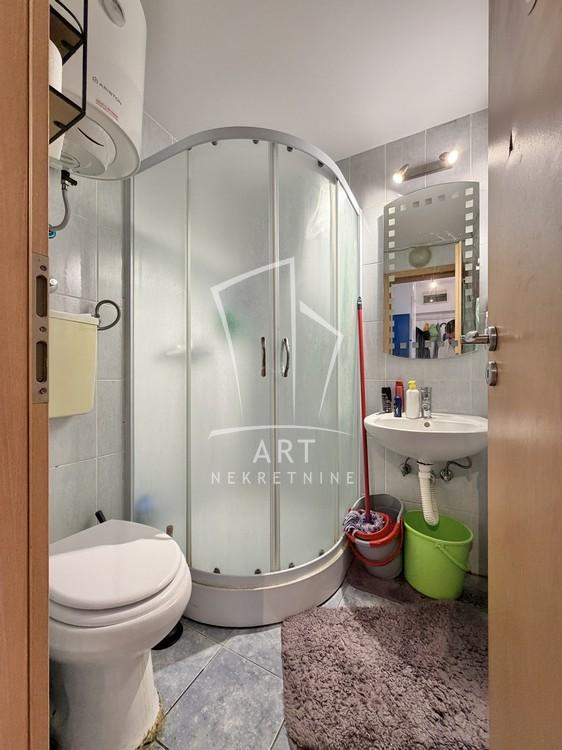 Stan na prodaju u Beogradu, Bogoslovija, jednoiposoban, 23m2, cena 140000 evra