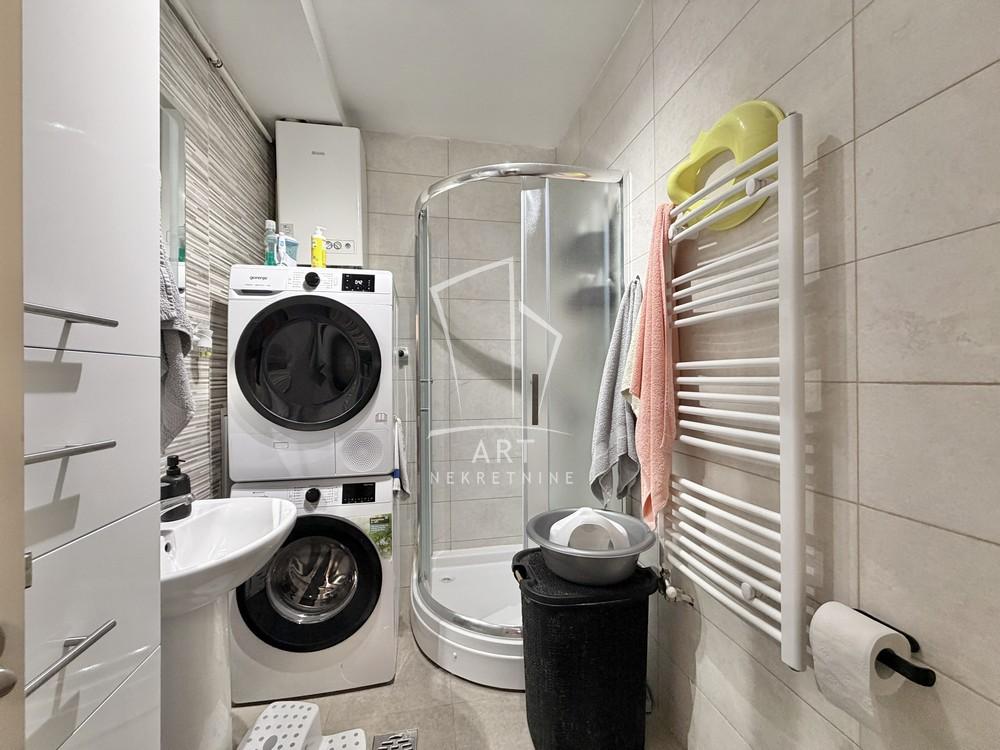 Stan na prodaju u Beogradu, Žarkovo, dvosoban, 48m2, cena 150000 evra