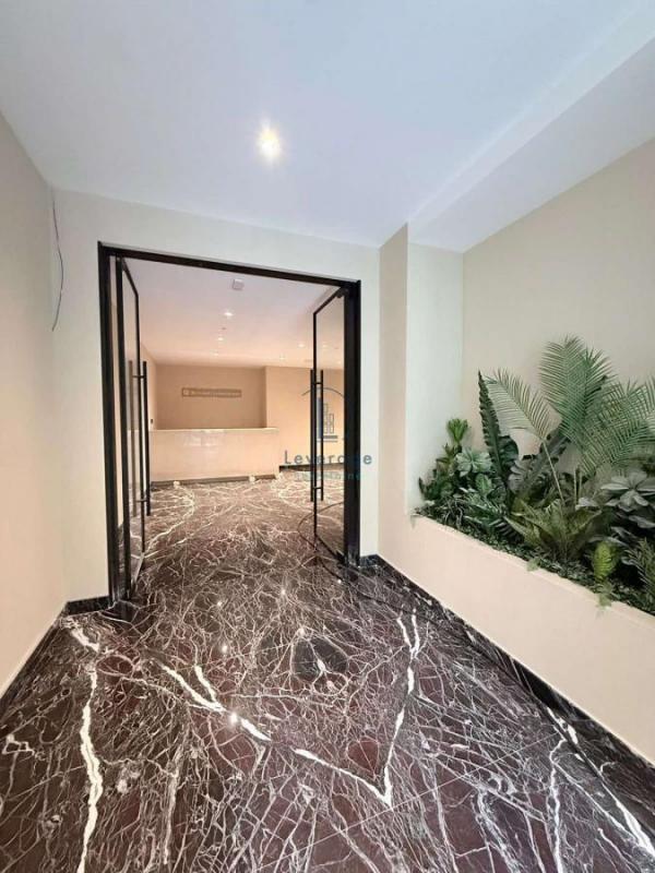 Stan na prodaju u Beogradu, Kalenić pijaca, cetvorosoban, 143m2, cena 556500 evra