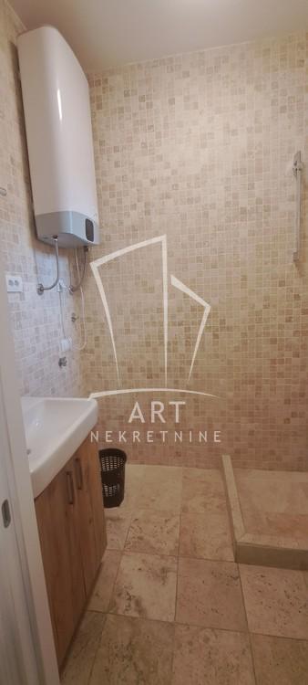 Stan na prodaju u Beogradu, Gornji Dorćol, trosoban, 56m2, cena 319000 evra