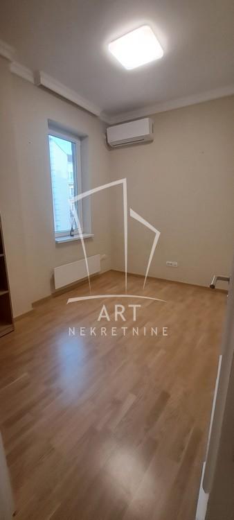 Stan na prodaju u Beogradu, Gornji Dorćol, trosoban, 56m2, cena 319000 evra