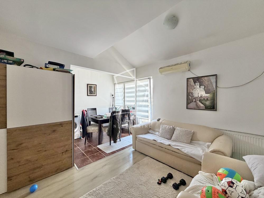 Stan na prodaju u Beogradu, Gornji Dorćol, dvoiposoban, 76m2, cena 205000 evra