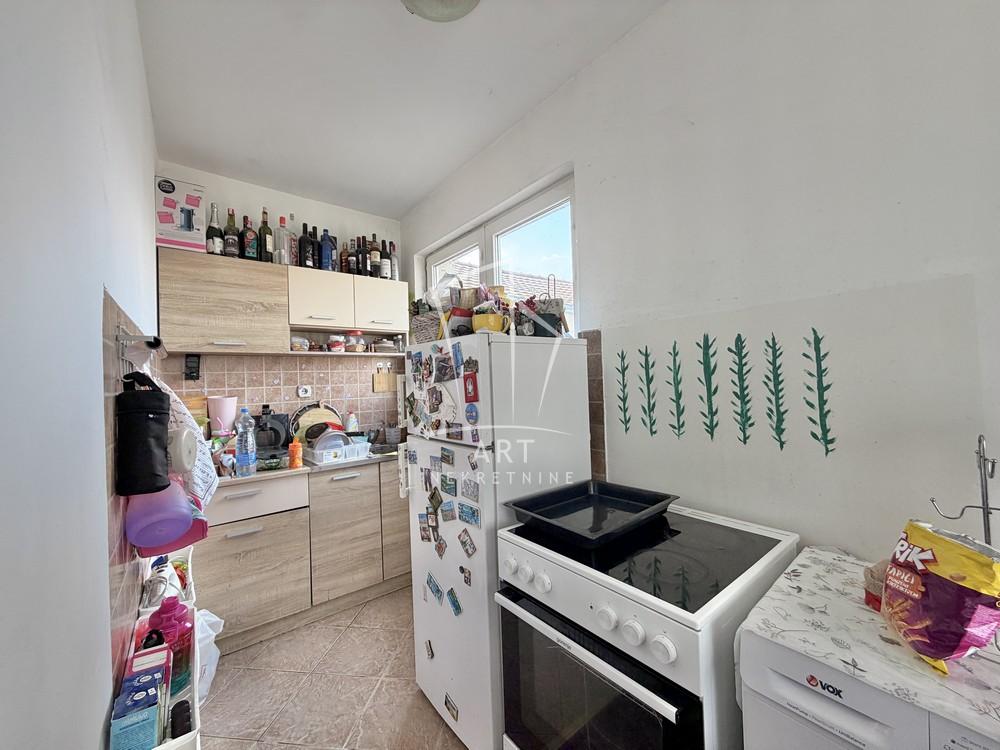 Stan na prodaju u Beogradu, Gornji Dorćol, dvoiposoban, 76m2, cena 205000 evra