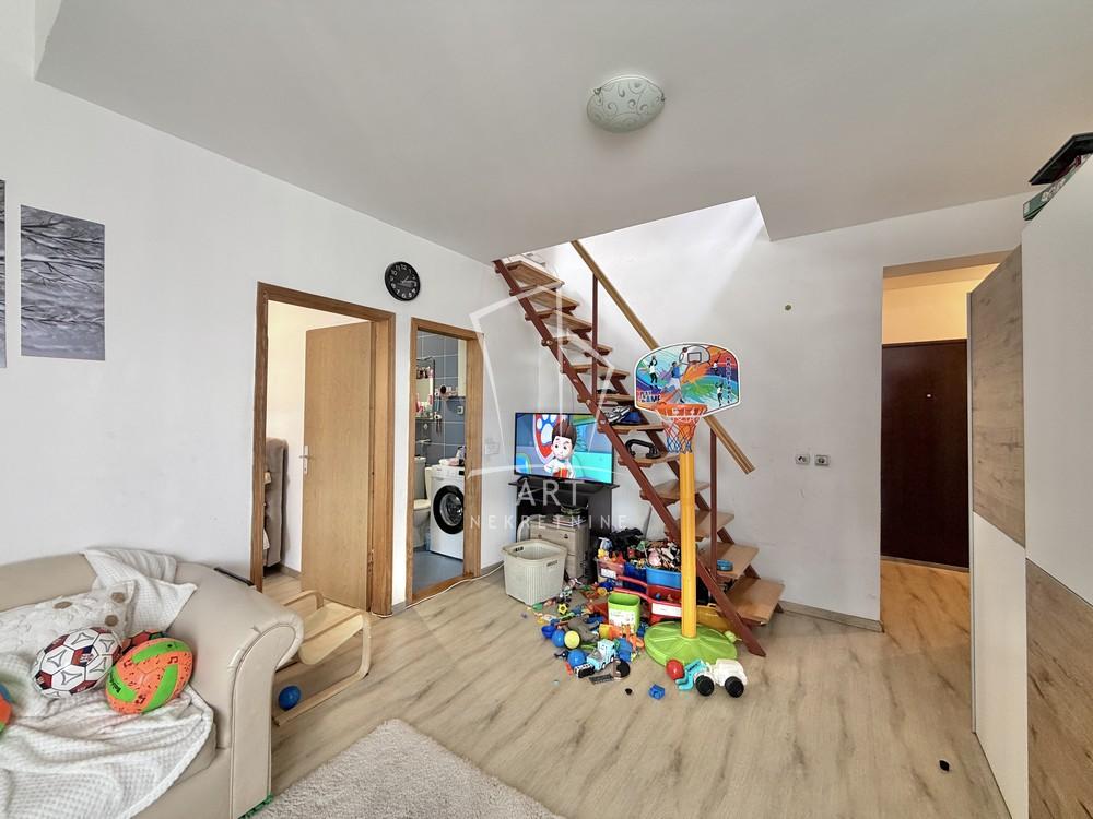 Stan na prodaju u Beogradu, Gornji Dorćol, dvoiposoban, 76m2, cena 205000 evra