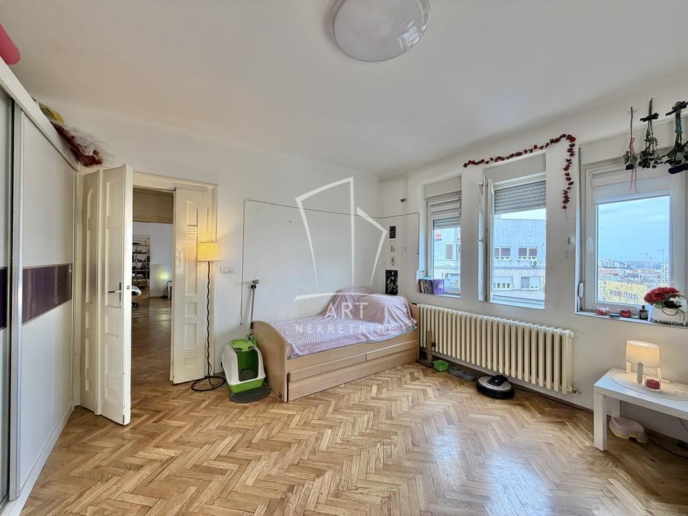 Stan na prodaju u Beogradu, Stari grad, trosoban, 71m2, cena 245000 evra