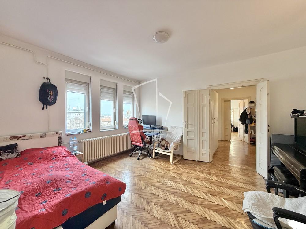 Stan na prodaju u Beogradu, Stari grad, trosoban, 71m2, cena 245000 evra