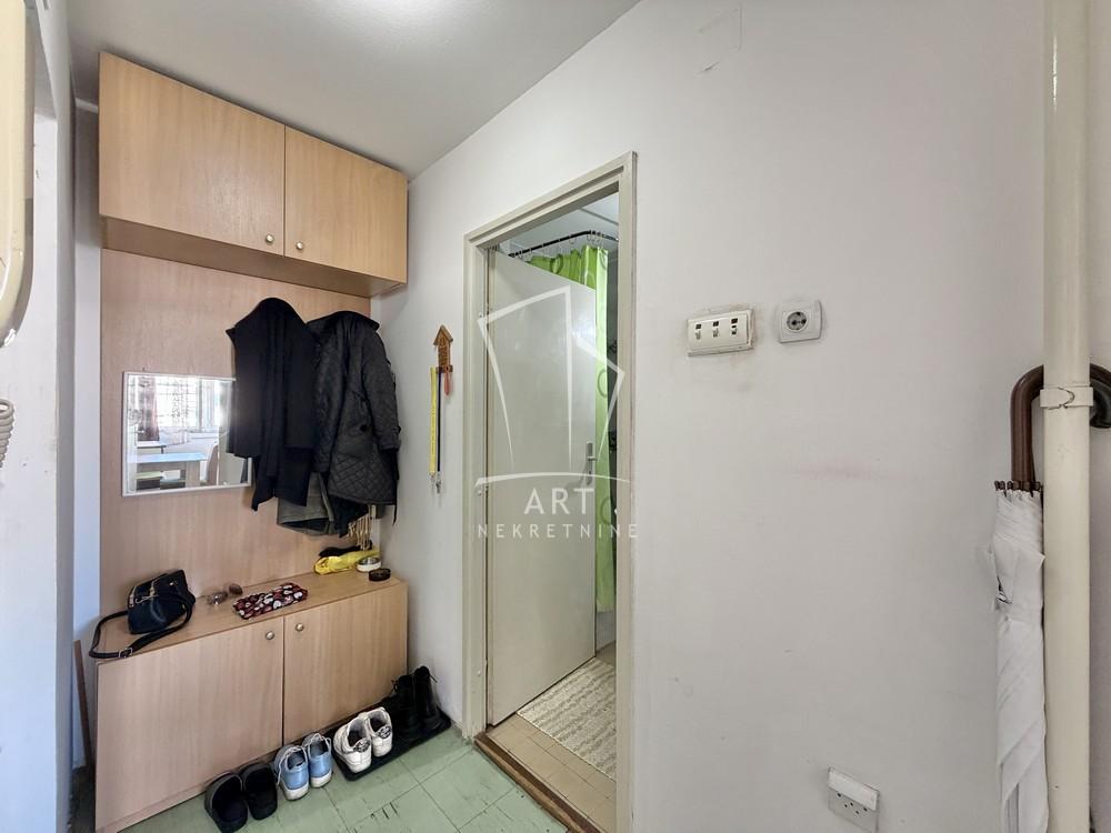 Stan na prodaju u Beogradu, Konjarnik, jednosoban, 36m2, cena 138240 evra