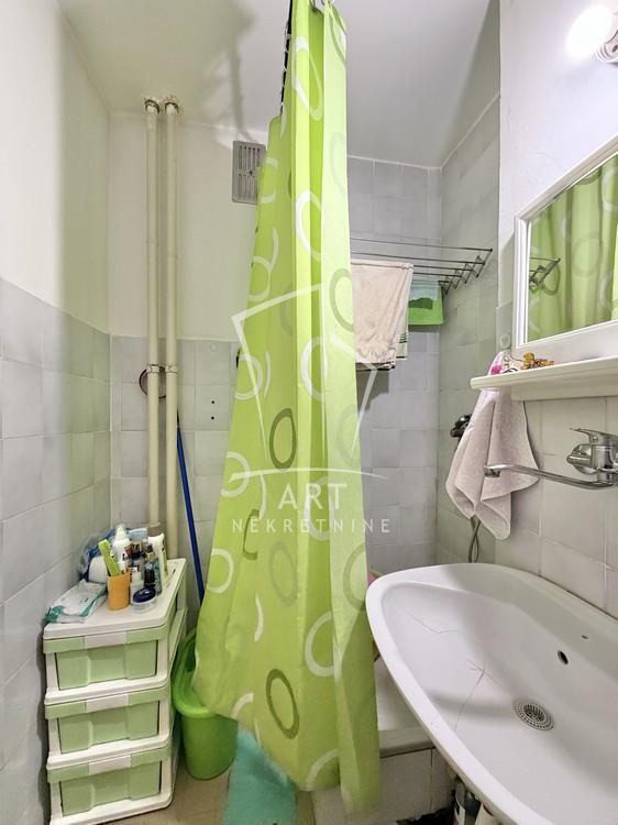 Stan na prodaju u Beogradu, Konjarnik, jednosoban, 36m2, cena 138240 evra