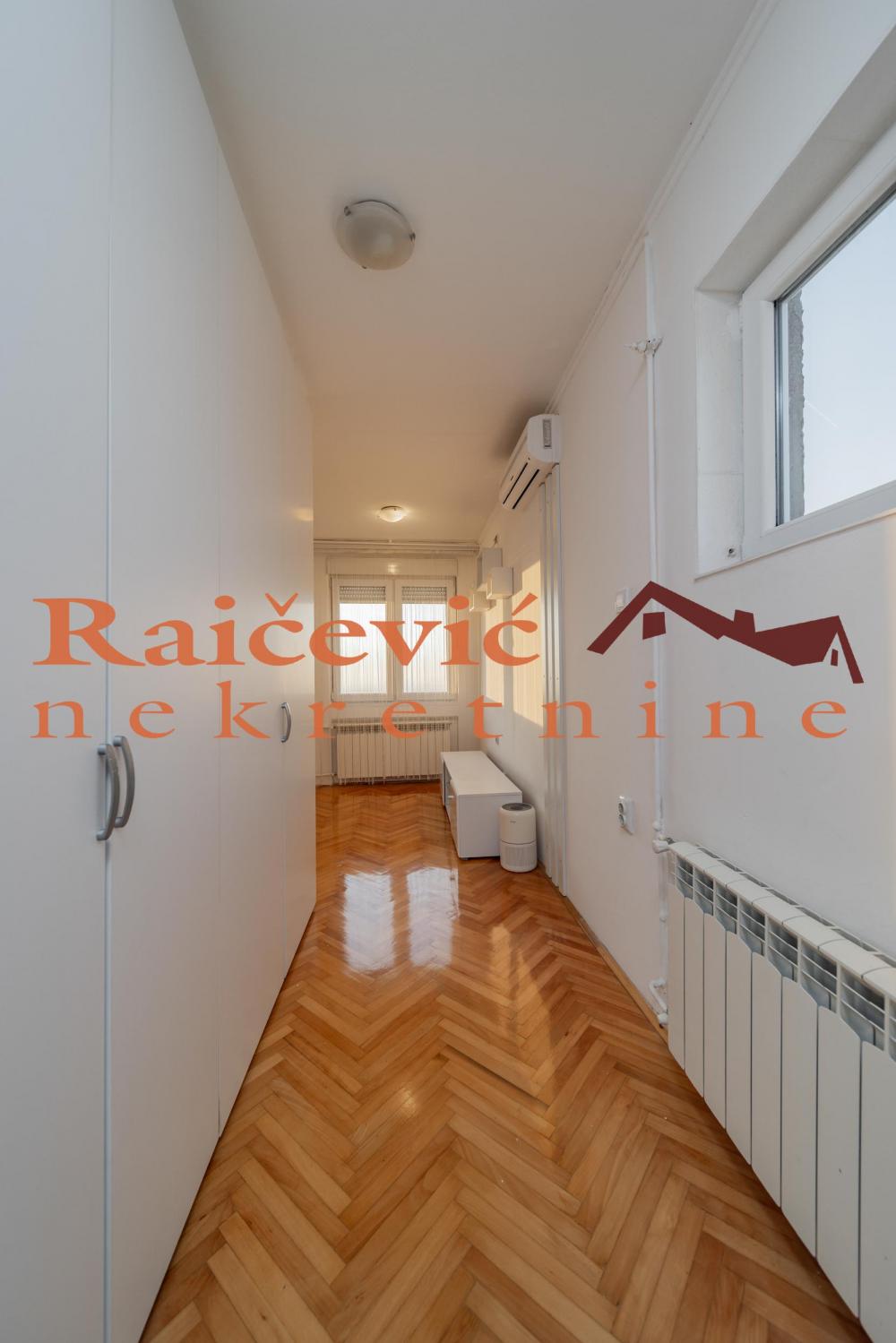 Stan na prodaju u Beogradu, Julino brdo, jednosoban, 26m2, cena 95000 evra