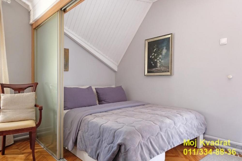 Stan na prodaju u Beogradu, Zemun polje, cetvorosoban, 100m2, cena 150000 evra