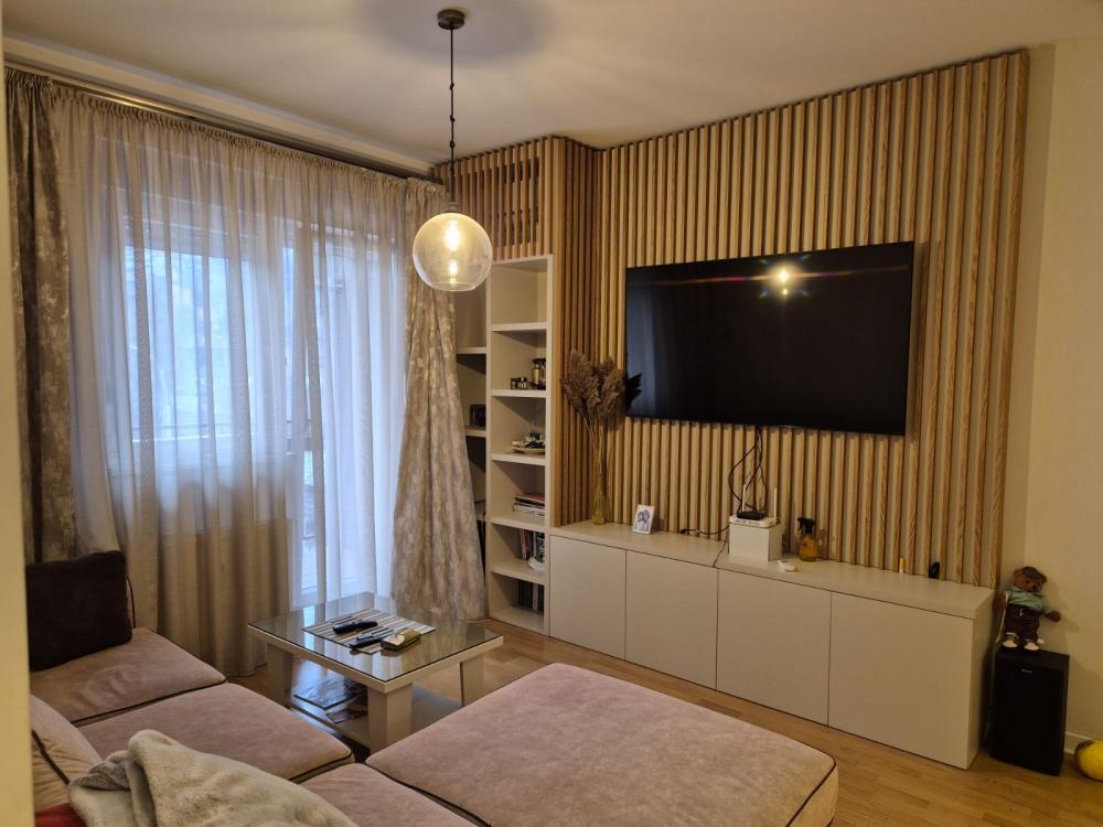 Stan na prodaju u Beogradu, Karaburma, cetvorosoban, 74m2, cena 305000 evra