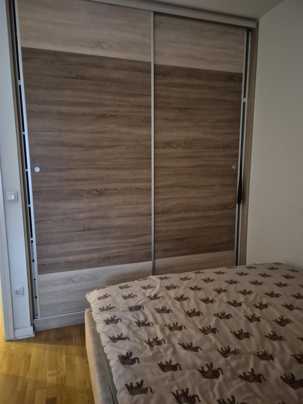 Stan na prodaju u Beogradu, Karaburma, cetvorosoban, 74m2, cena 305000 evra