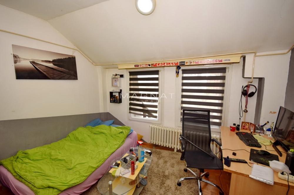 Stan na prodaju u Beogradu, Čukarica, dvoiposoban, 58m2, cena 198000 evra