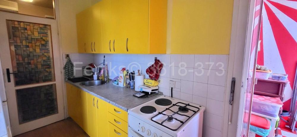 Stan na prodaju u Beogradu, Novi Beograd blok 62, dvoiposoban, 64m2, cena 205000 evra